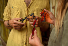 Load image into Gallery viewer, Glo Clip'N'Go 3 in 1 Blue Light Blockers