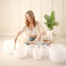 Load image into Gallery viewer, 6-12 Inch Set of 7Pcs Frosted Quartz Crystal Singing Bowls for Meditation Healing with Free Carry Bags and O-rings
