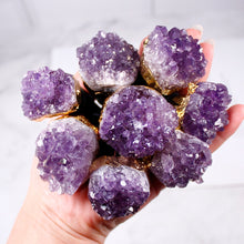 Load image into Gallery viewer, Amethyst Geode Crystal Water Bottle Stopper
